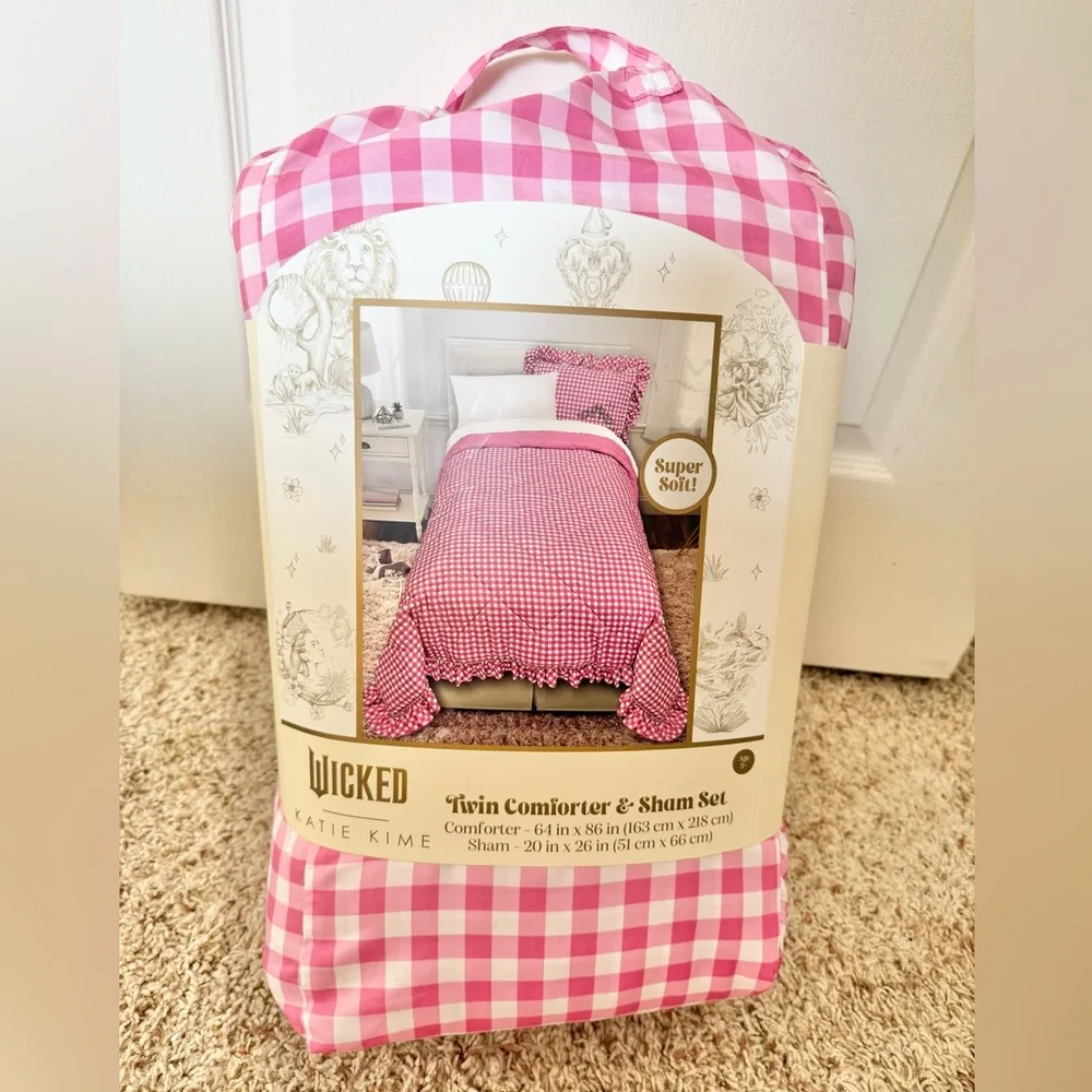 Wicked Twin Comforter & sham set